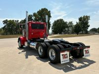 2021 Peterbilt 389