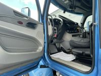 2019 Peterbilt 579