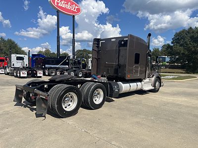 2020 Peterbilt 579