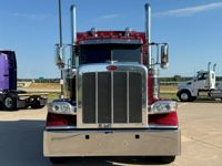 2023 Peterbilt 389