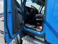 2023 Kenworth T680