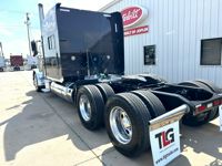 2021 Peterbilt 389