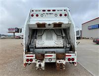 2014 Freightliner M2-106