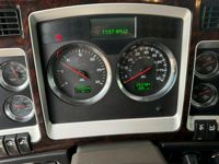 2023 Kenworth W900L