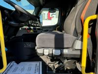 2023 Freightliner CASCADIA 126