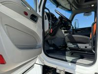 2020 Peterbilt 567
