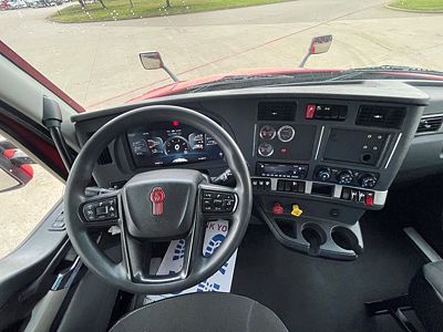 2023 Kenworth T680