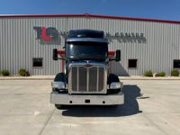 2023 Peterbilt 567