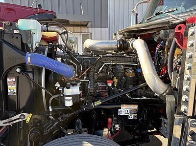 2025 Peterbilt 589