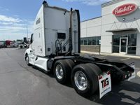 2022 Kenworth T680