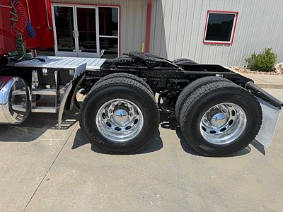 2021 Peterbilt 389
