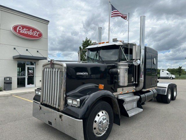 2001 Kenworth W900L
