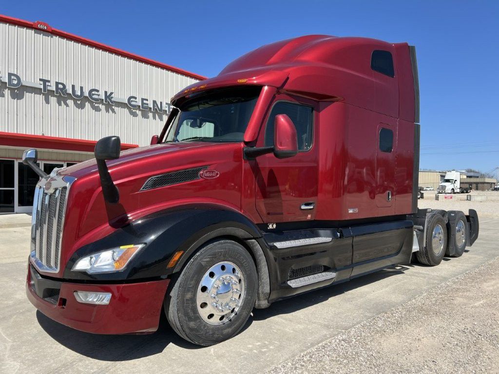 2023 Peterbilt 579