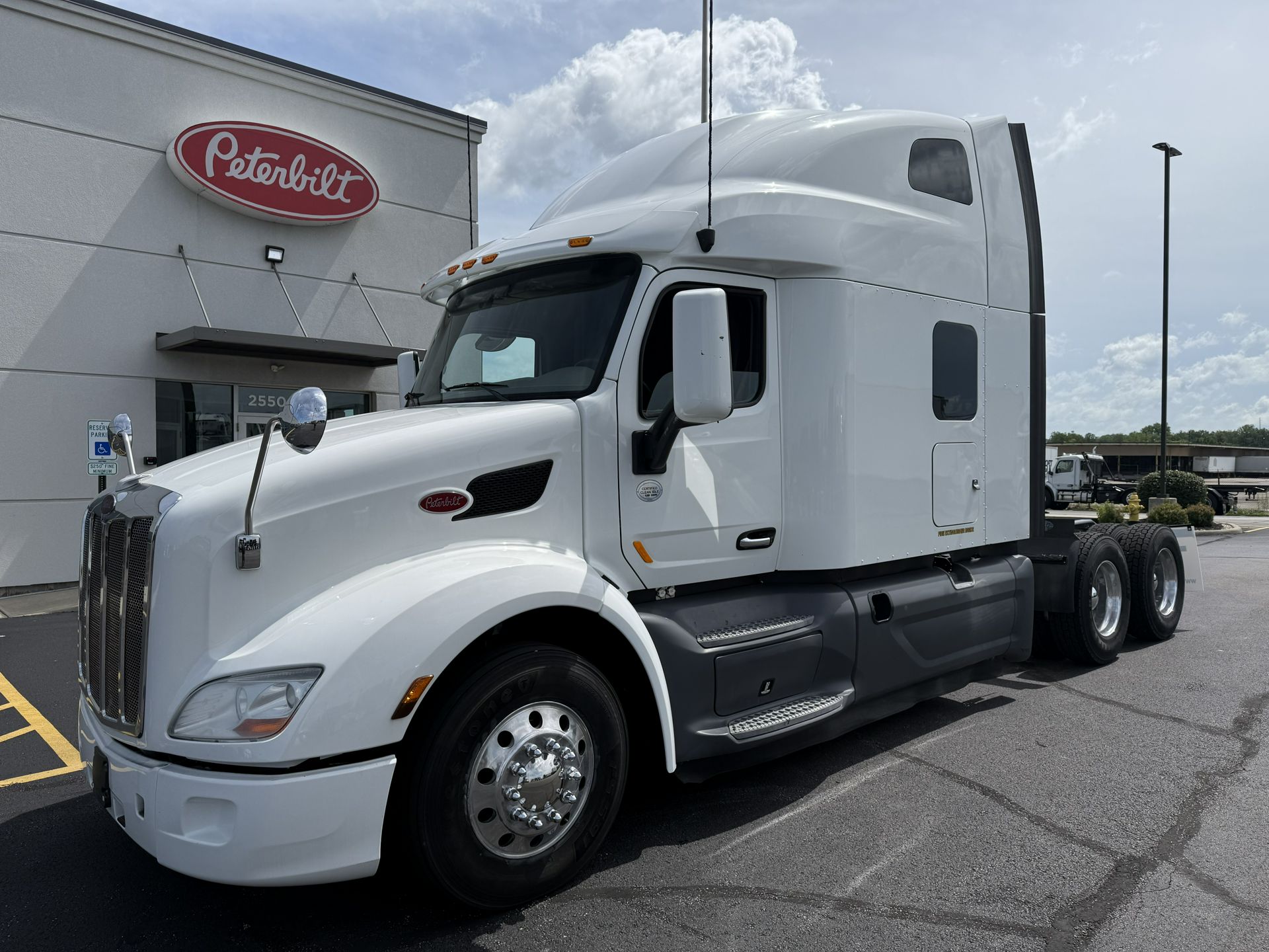 2020 Peterbilt 579