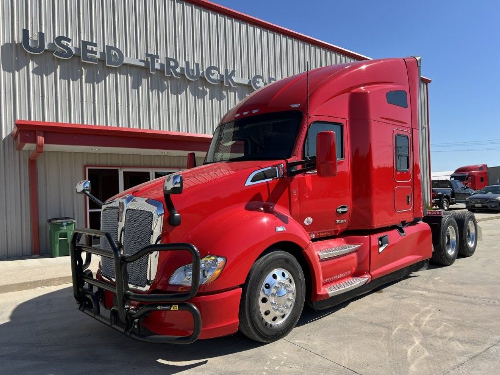 2022 Kenworth T680