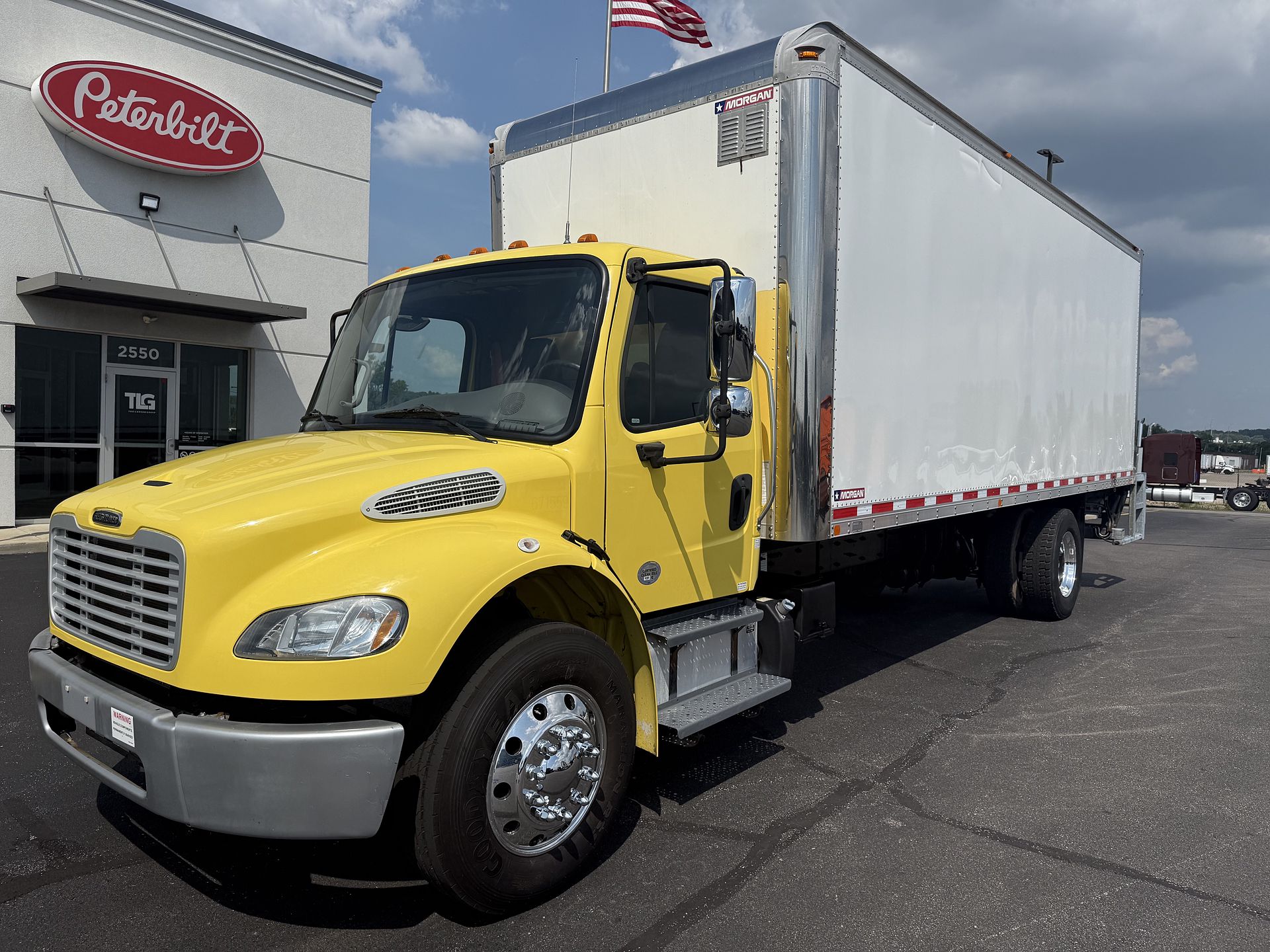 2017 Freightliner M2