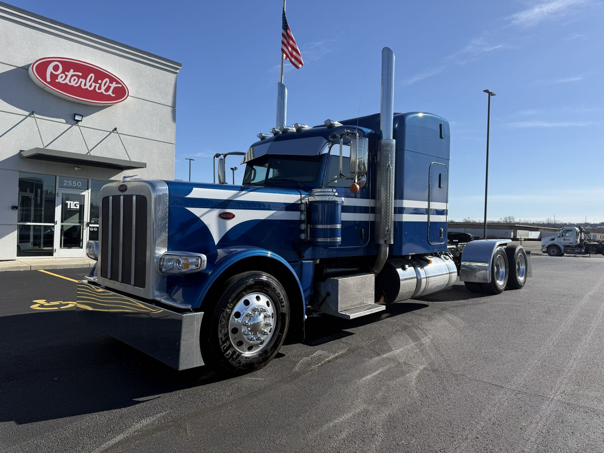 2022 Peterbilt 389
