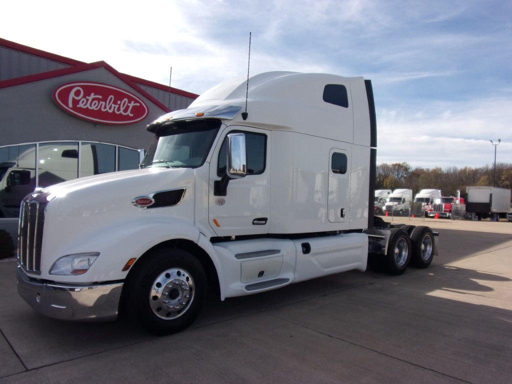 2021 Peterbilt 579