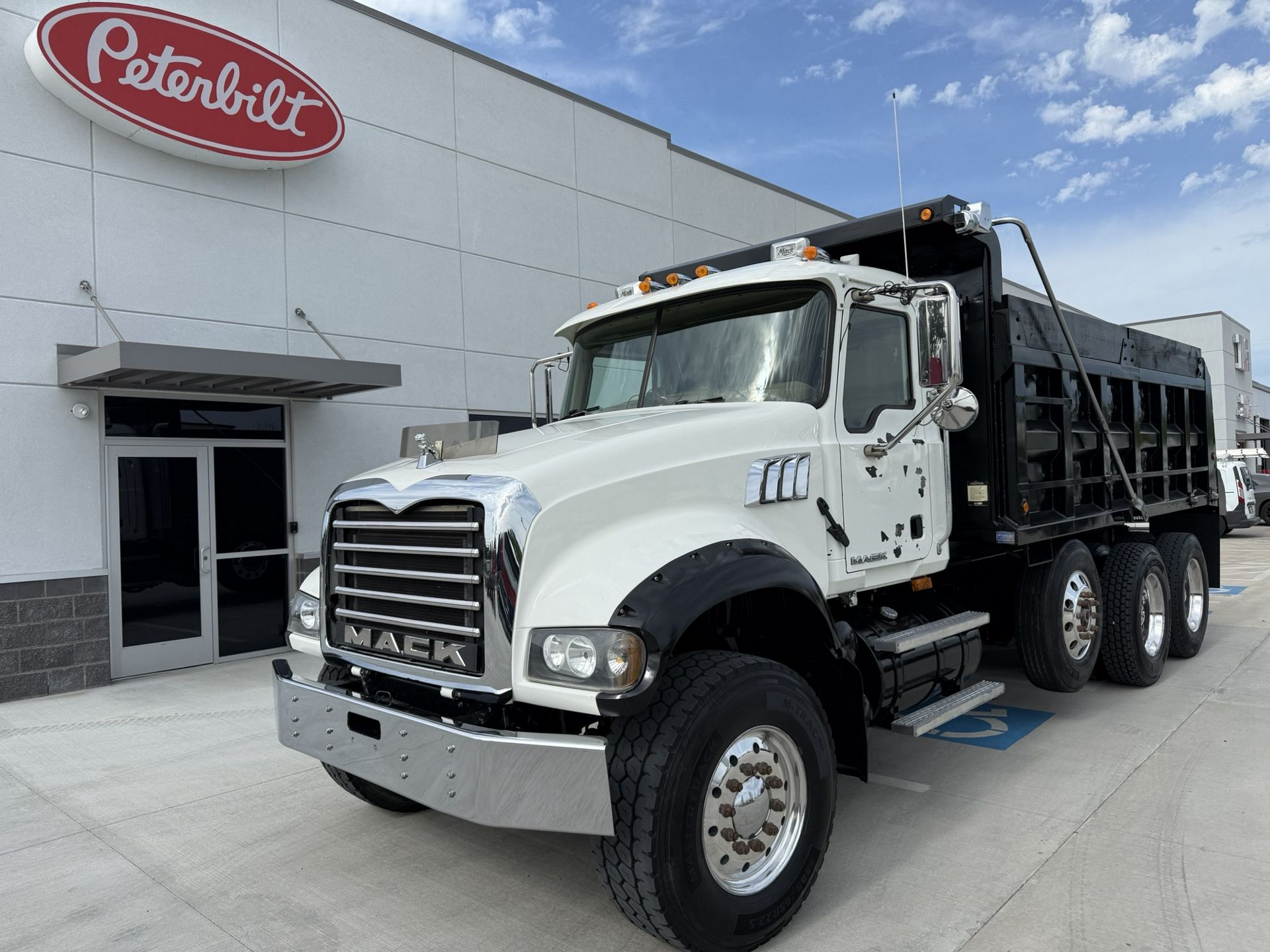 2007 Mack CTP713
