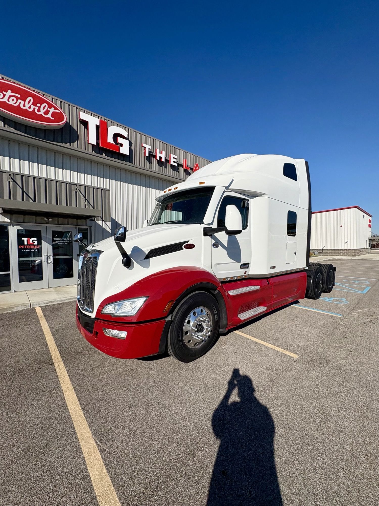 2023 Peterbilt 579