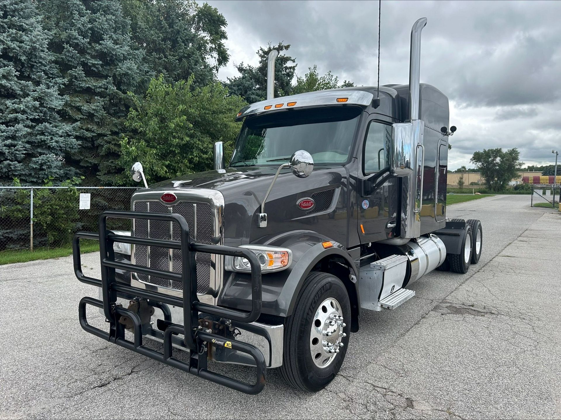 2022 Peterbilt 567