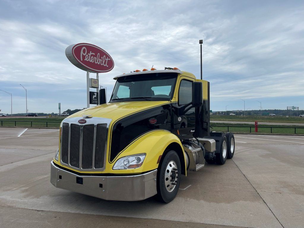 2021 Peterbilt 579