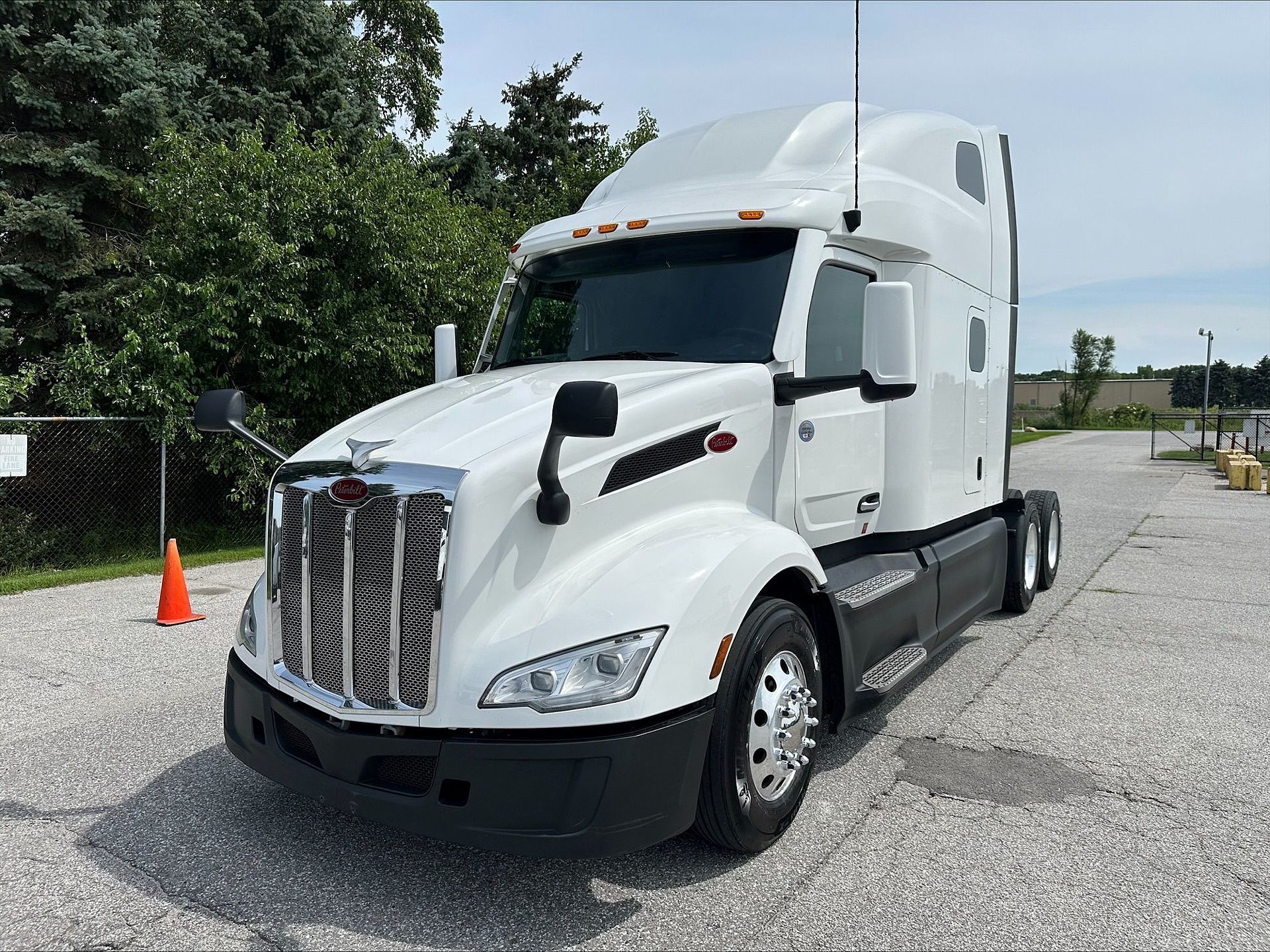 2022 Peterbilt 579