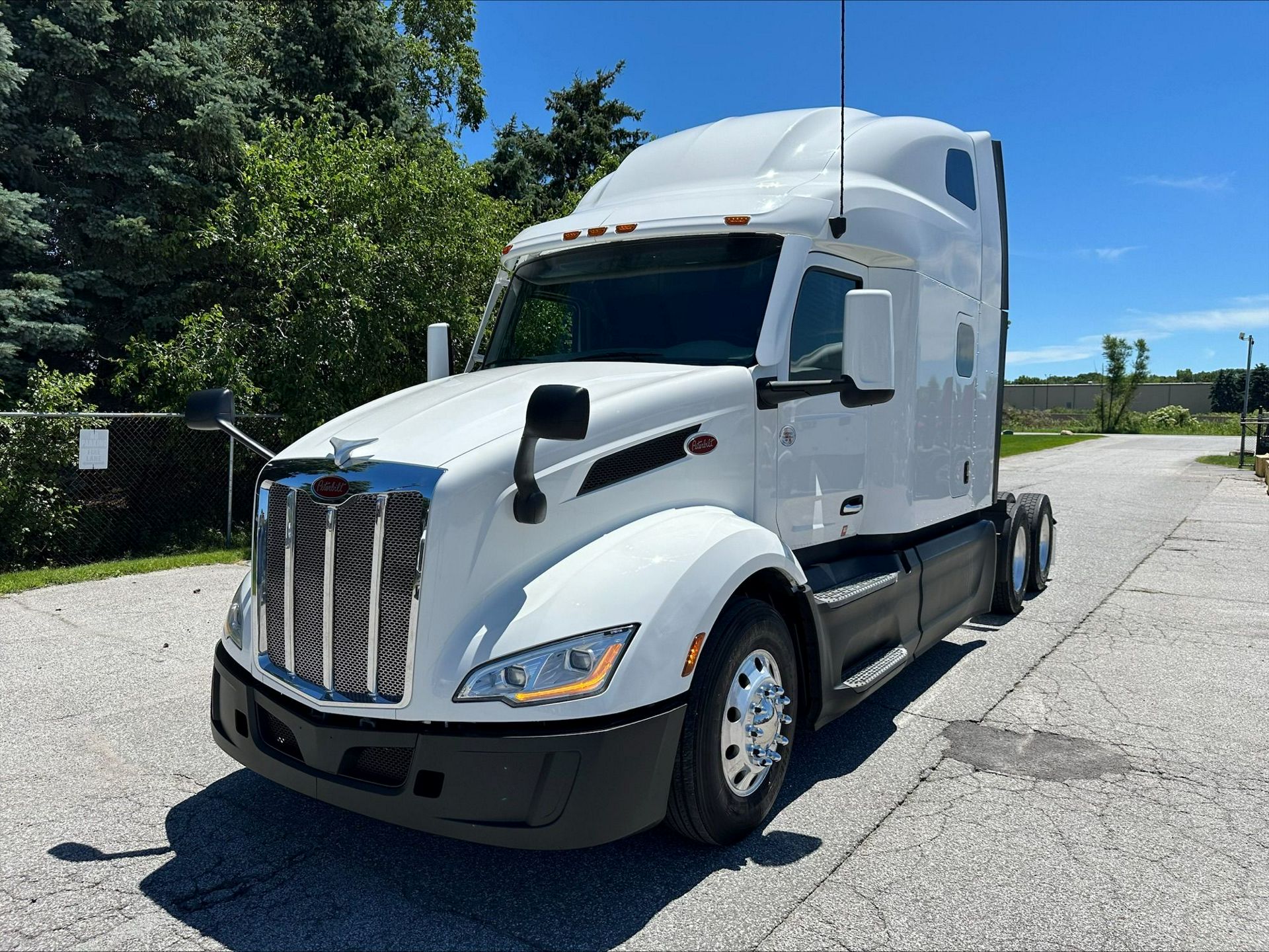 2022 Peterbilt 579