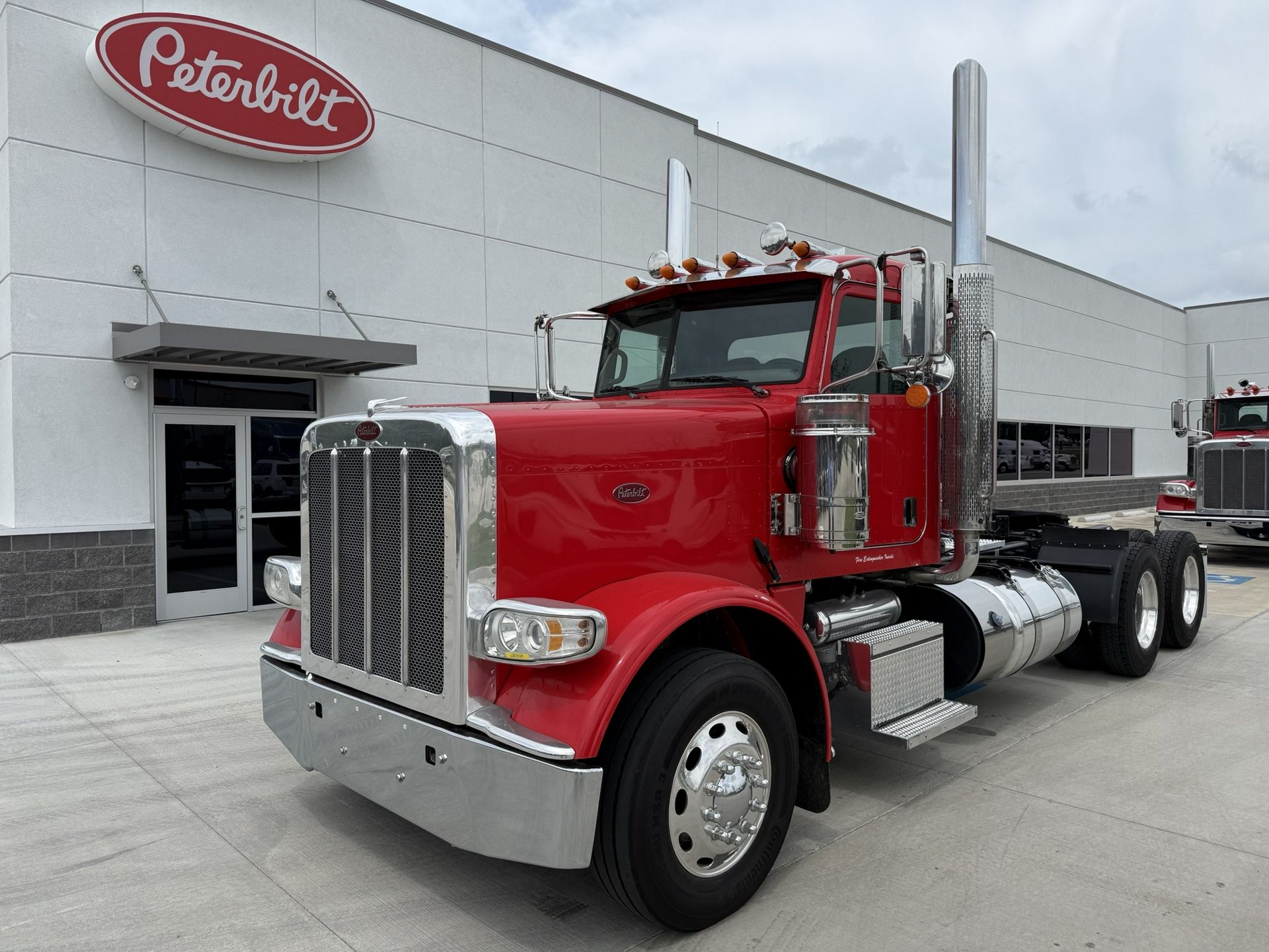 2020 Peterbilt 389