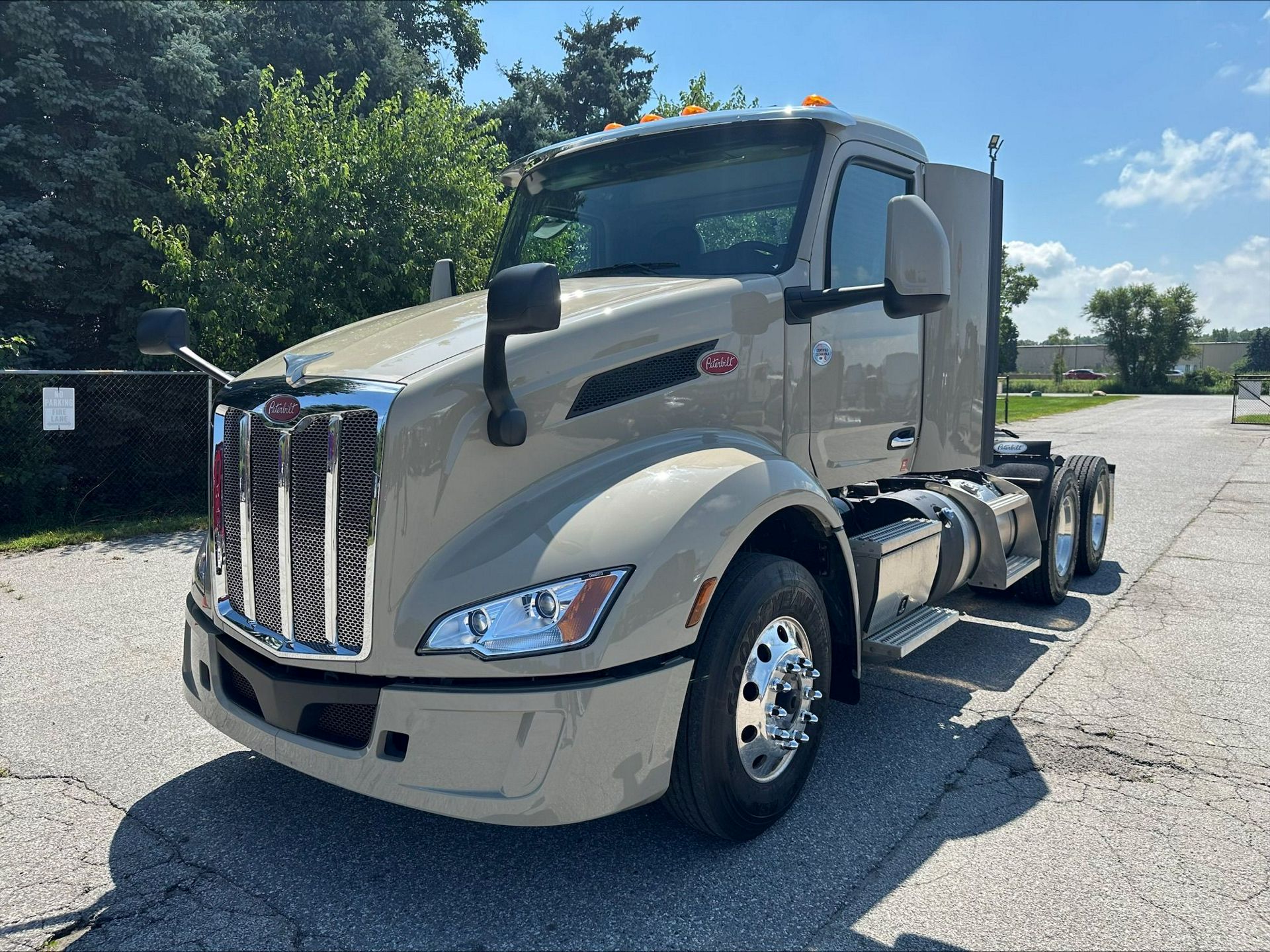 2024 Peterbilt 579