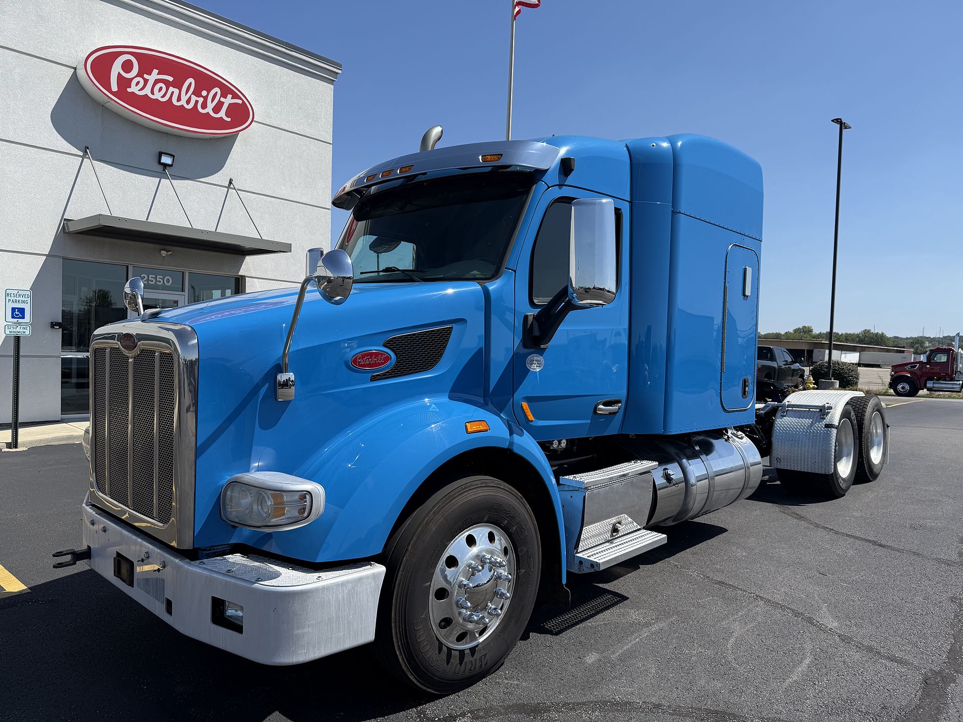 2020 Peterbilt 567