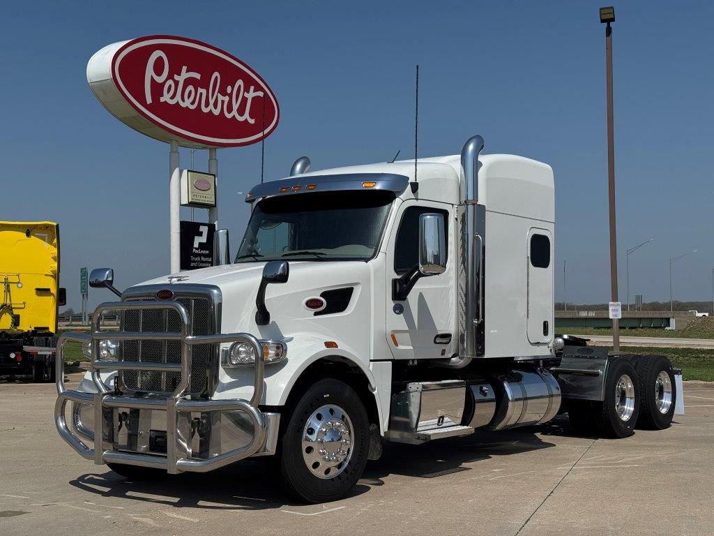 2022 Peterbilt 567
