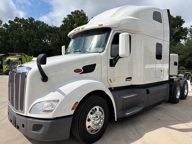 2021 Peterbilt 579