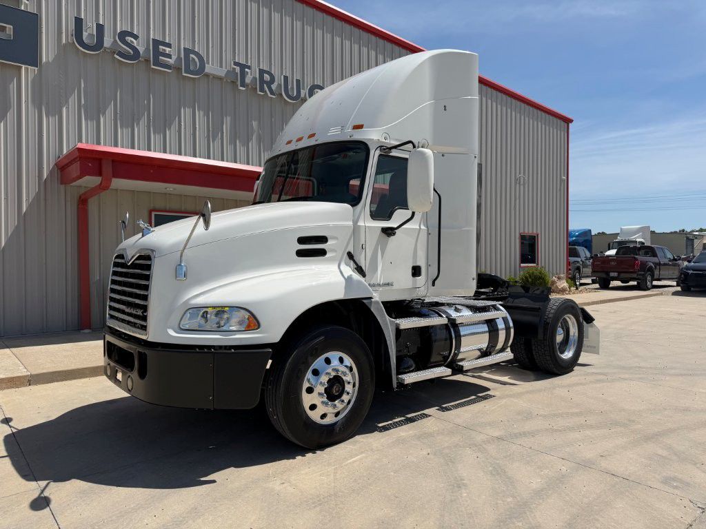 2018 Mack CXU612