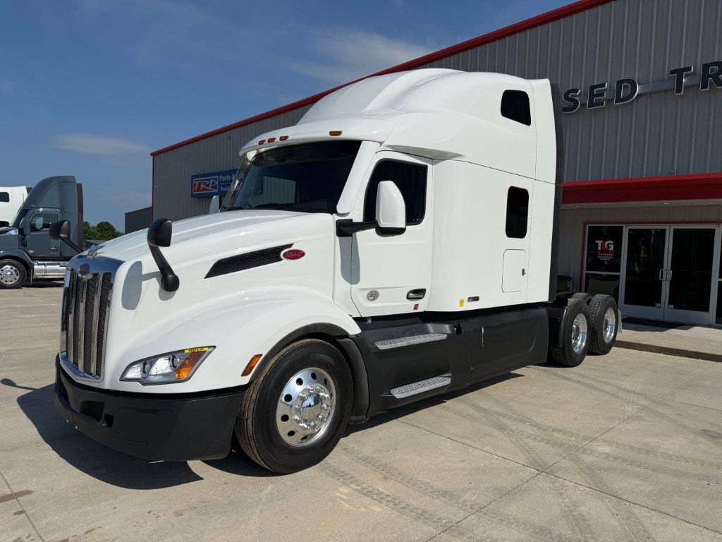 2022 Peterbilt 579
