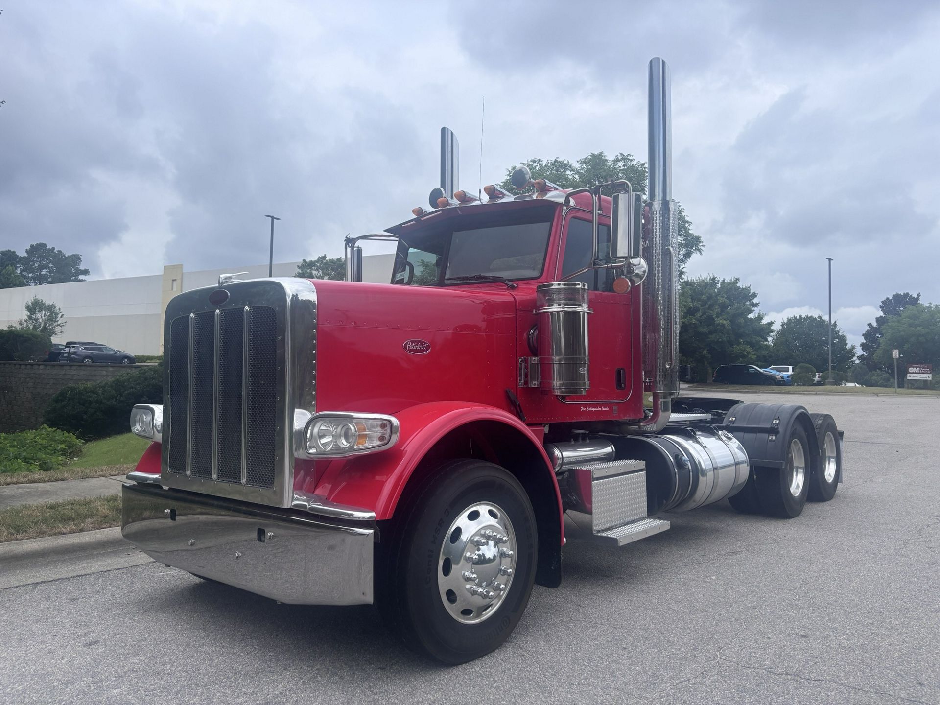 2020 Peterbilt 389