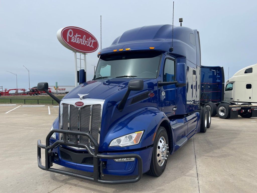 2023 Peterbilt 579