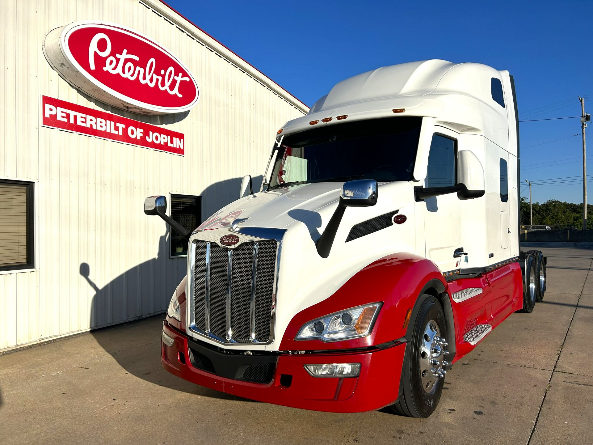 2023 Peterbilt 579
