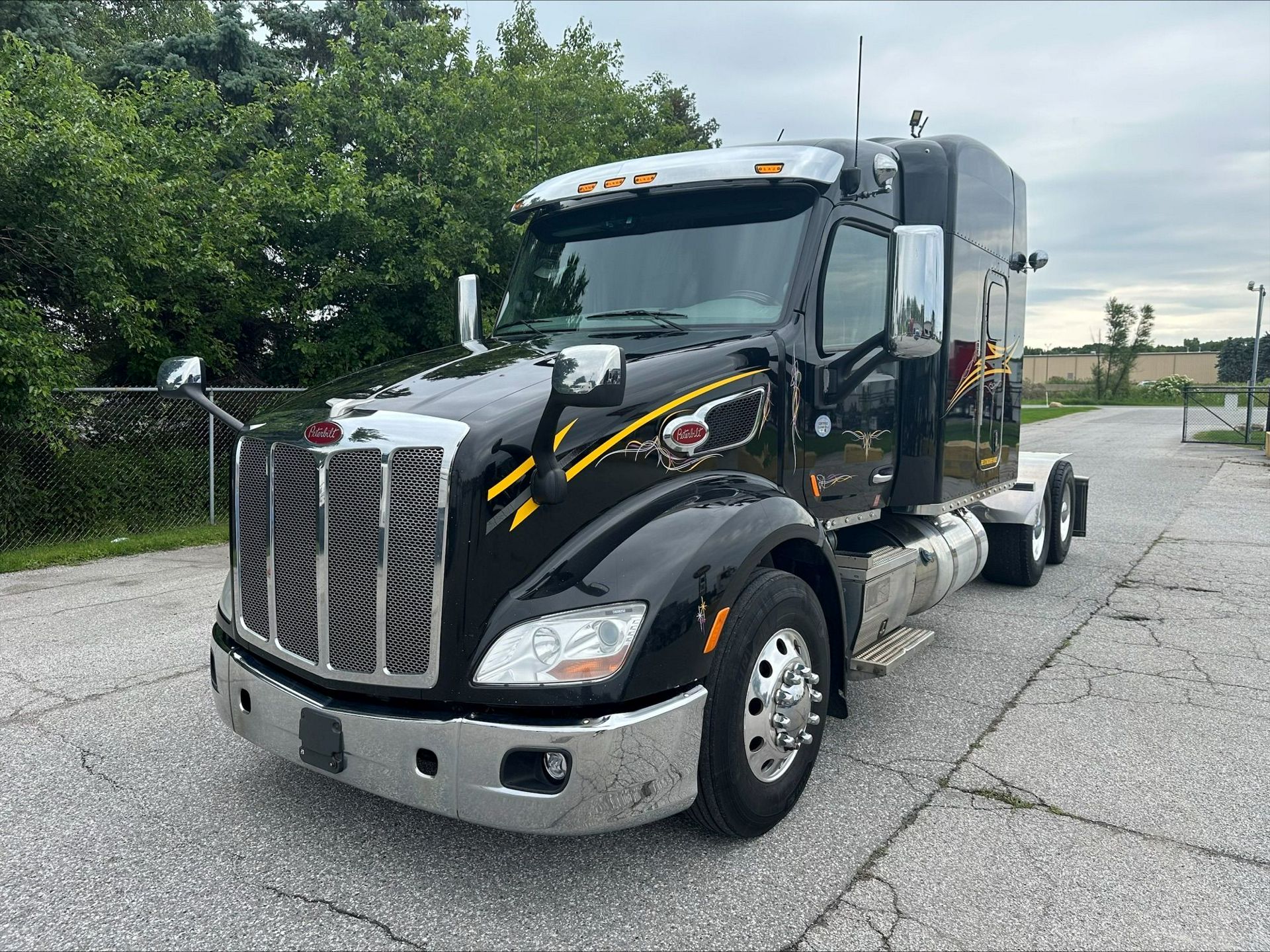 2020 Peterbilt 579