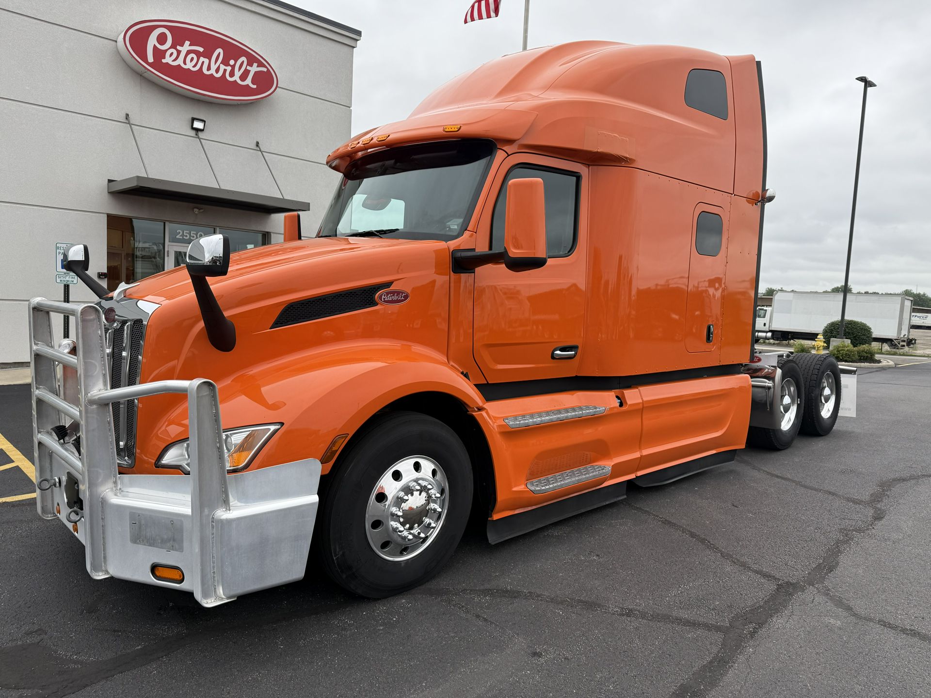 2023 Peterbilt 579