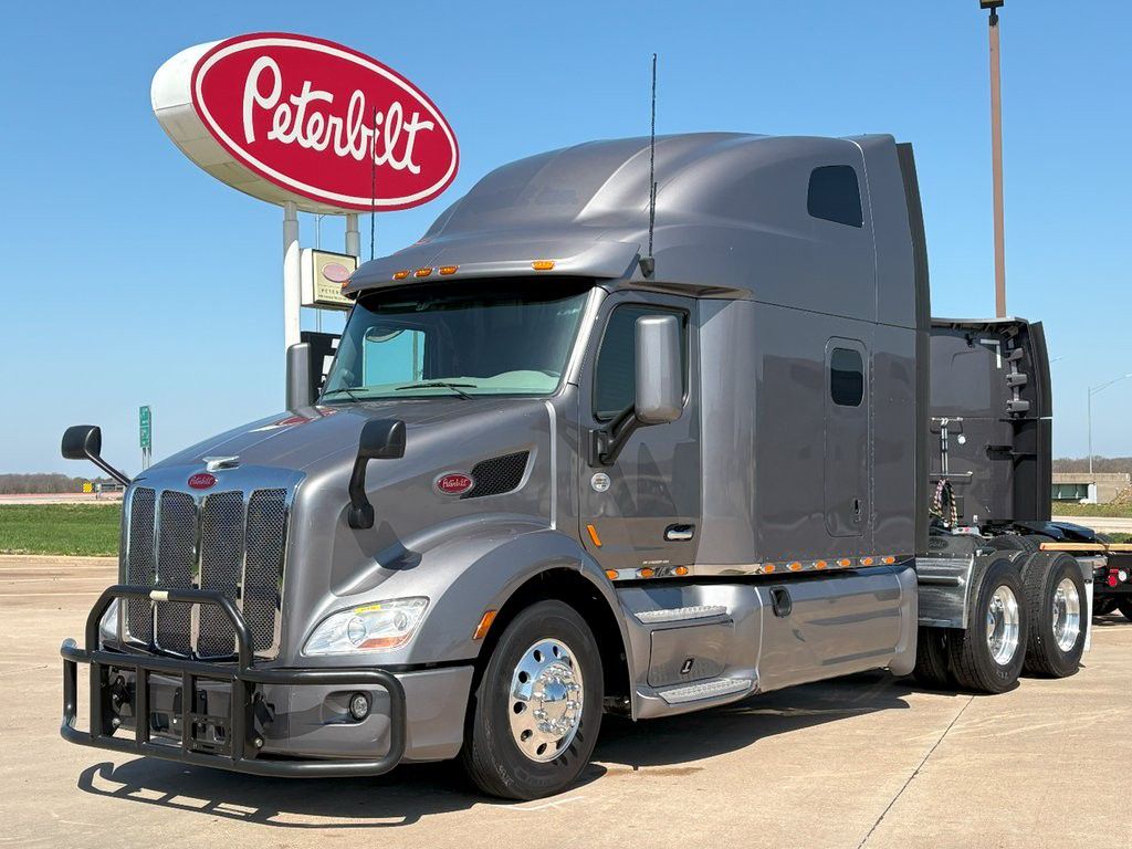 2021 Peterbilt 579