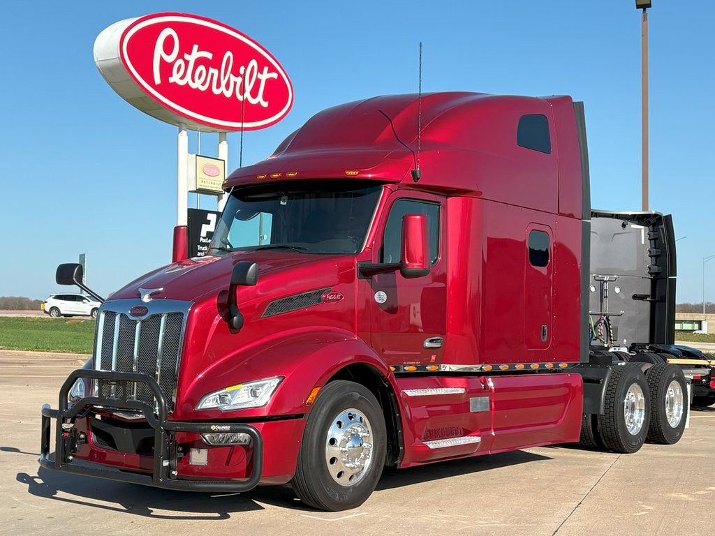 2022 Peterbilt 579