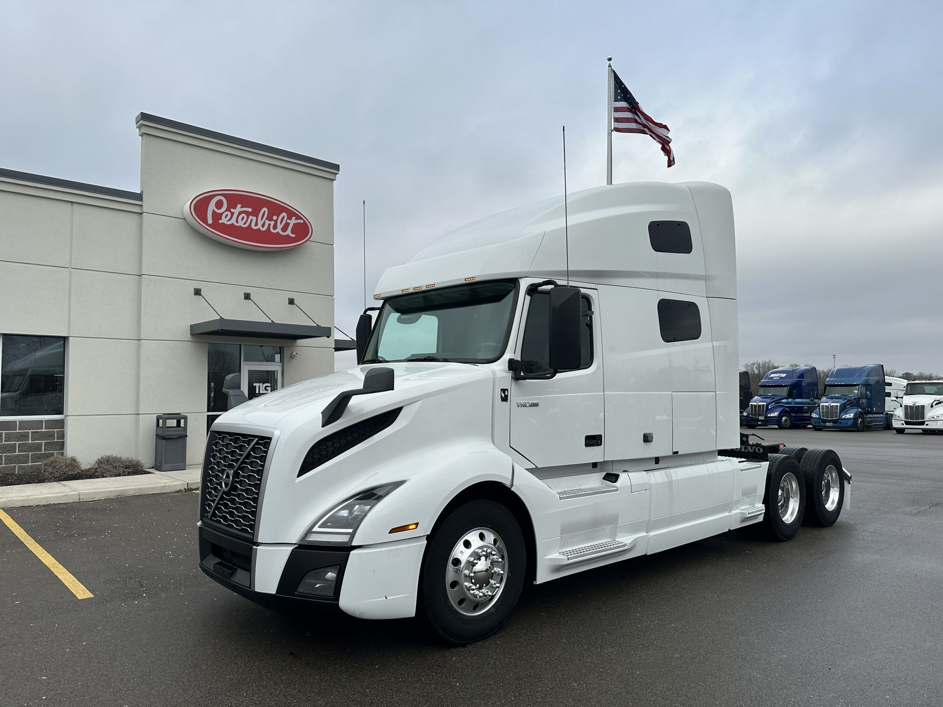 2020 Volvo VNL64T760