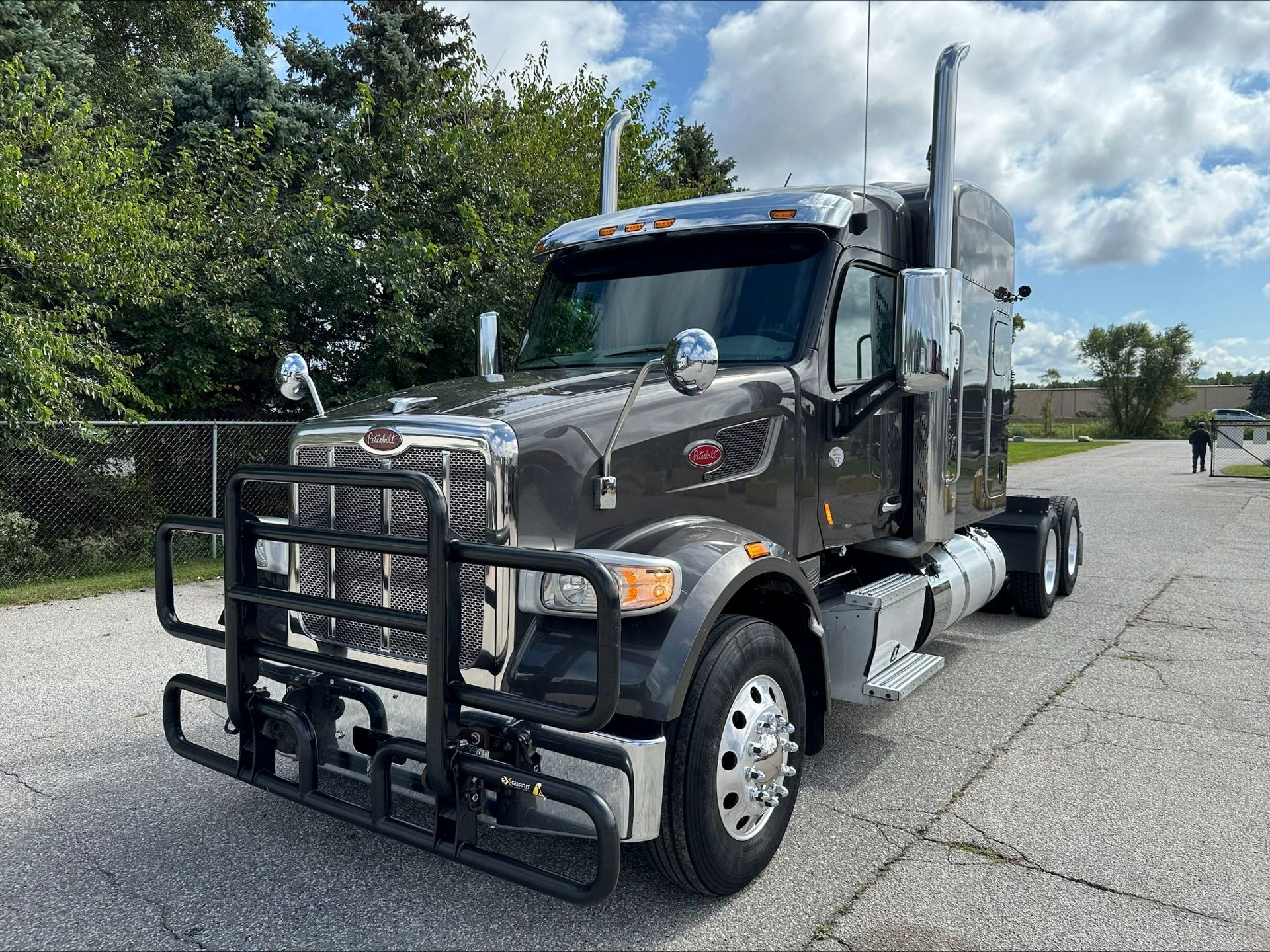 2022 Peterbilt 567