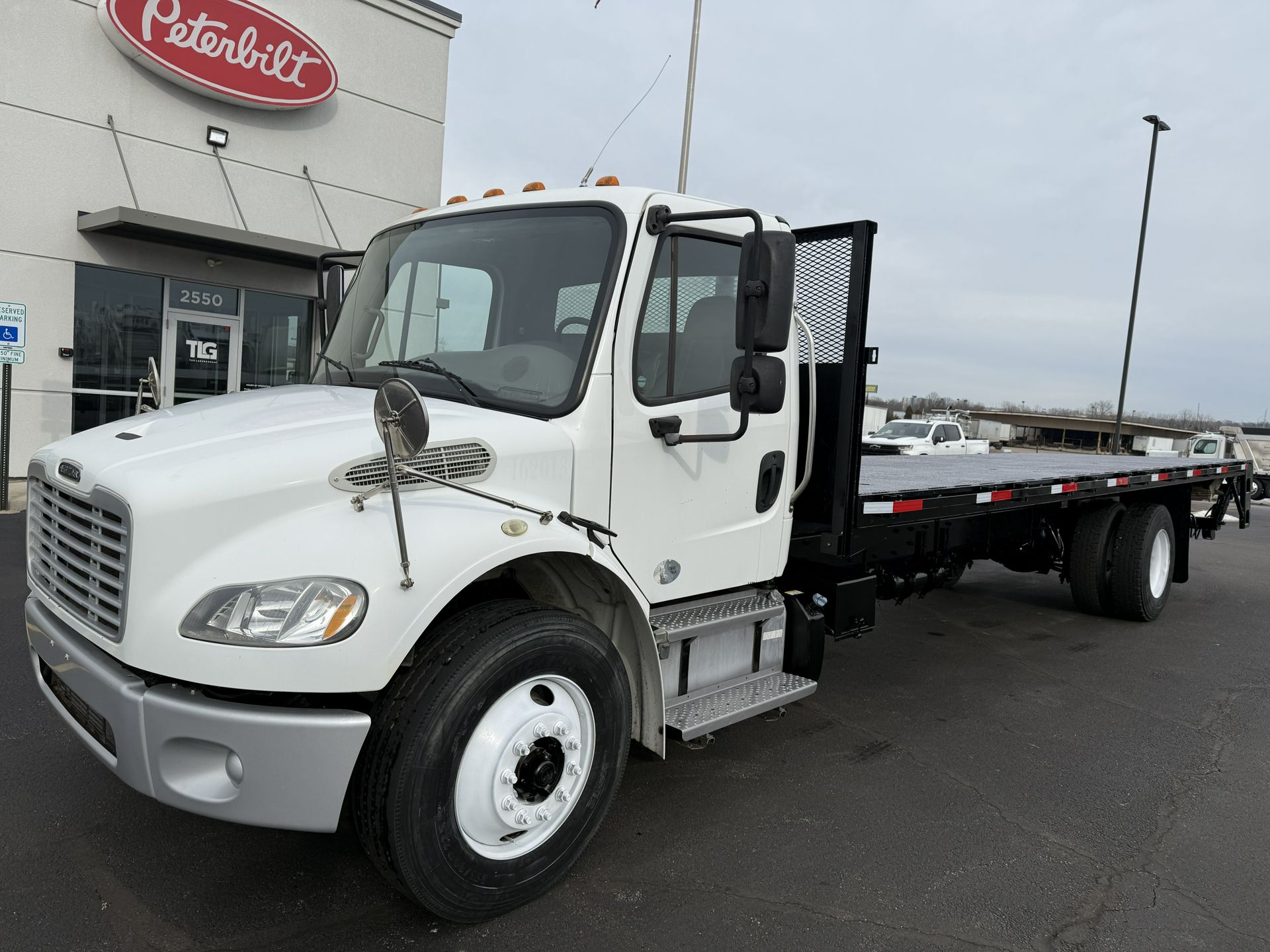2016 Freightliner M2