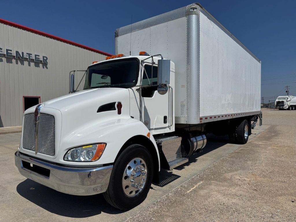 2019 Kenworth T270