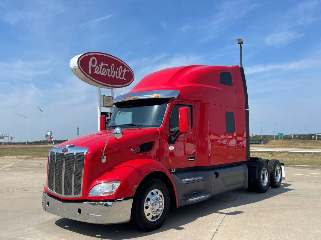 2022 Peterbilt 579