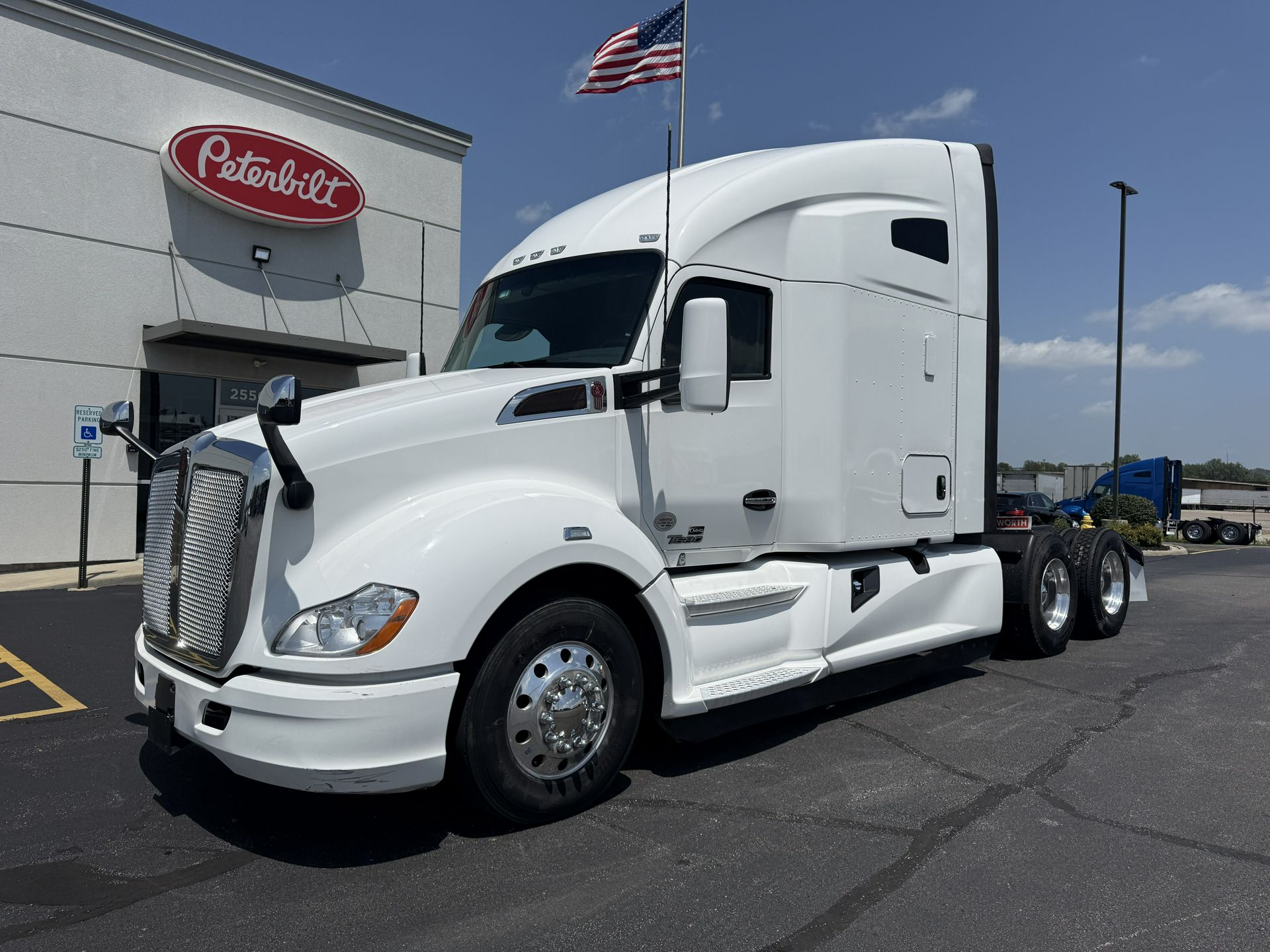 2022 Kenworth T680