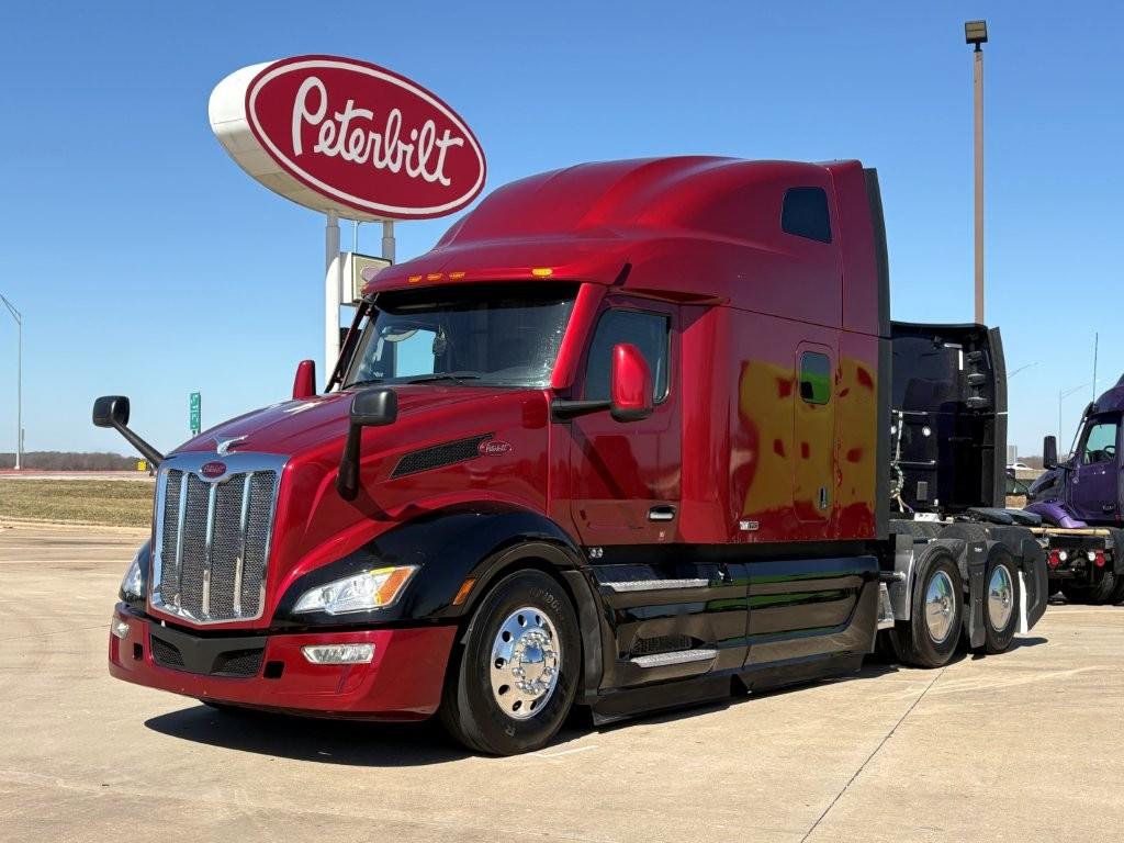 2023 Peterbilt 579