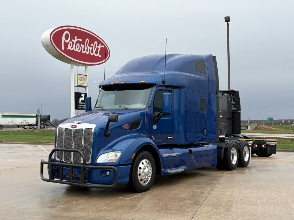 2021 Peterbilt 579
